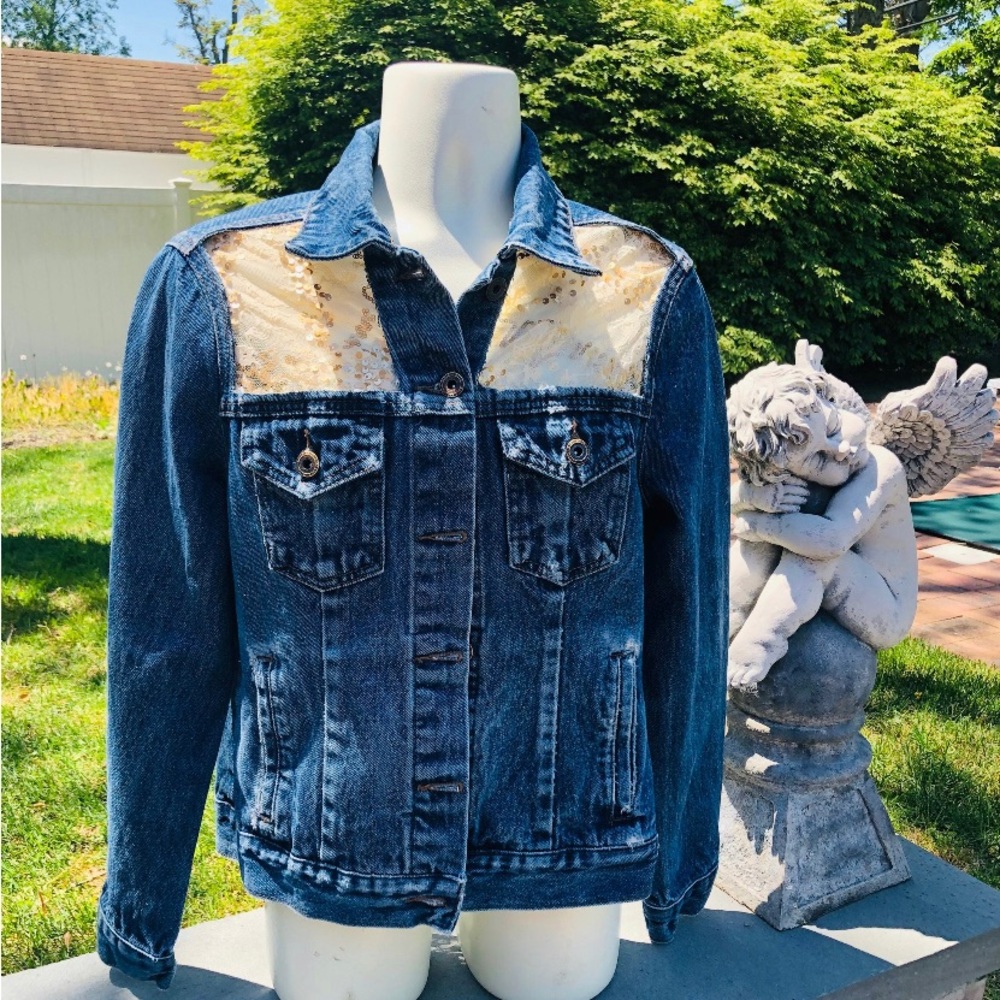 Ladies Panel and Stretch Lace Denim Jacket. Size S